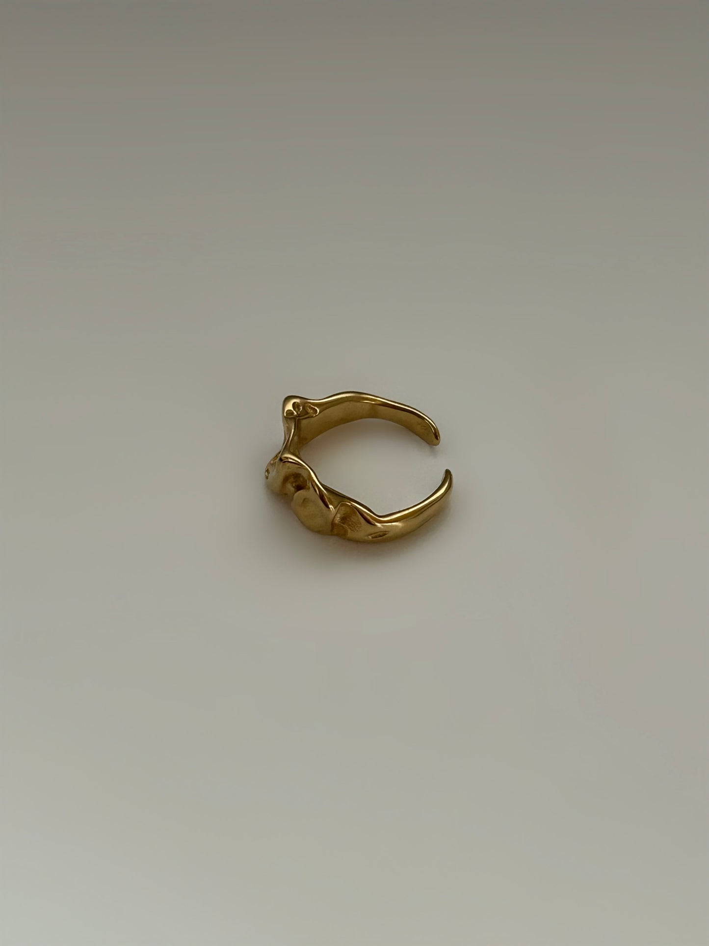 La Bague CHARA