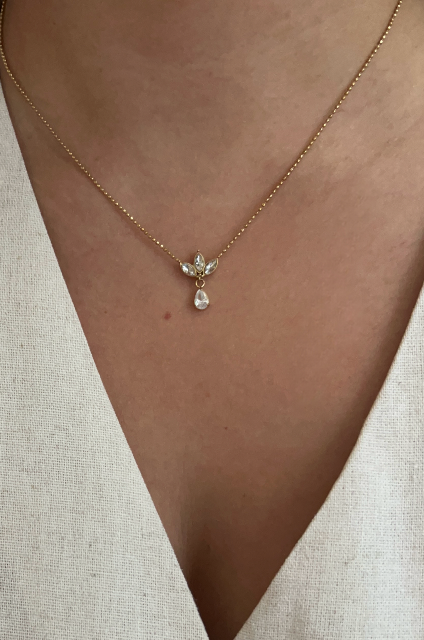OLYS Necklace