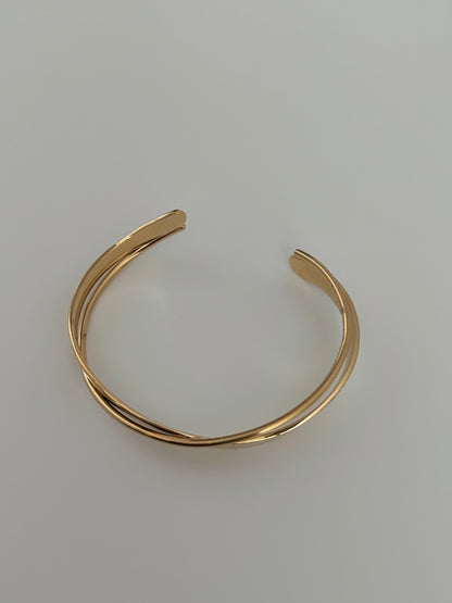 Maldo Bangle in Gold